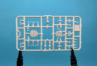 Scale model  Fokker C-31A ("Golden Knights" parachute team)