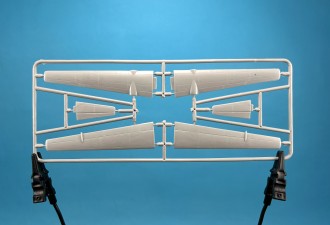 Scale model  Fokker C-31A ("Golden Knights" parachute team)